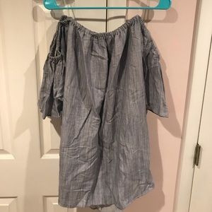 Women’s Small Sleeveless Off The Shoulder Top